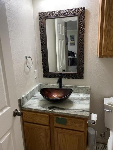 With sink and faucet